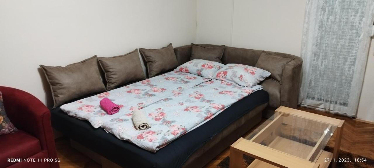 Apartman Lena Aranđelovac Eksteriør billede
