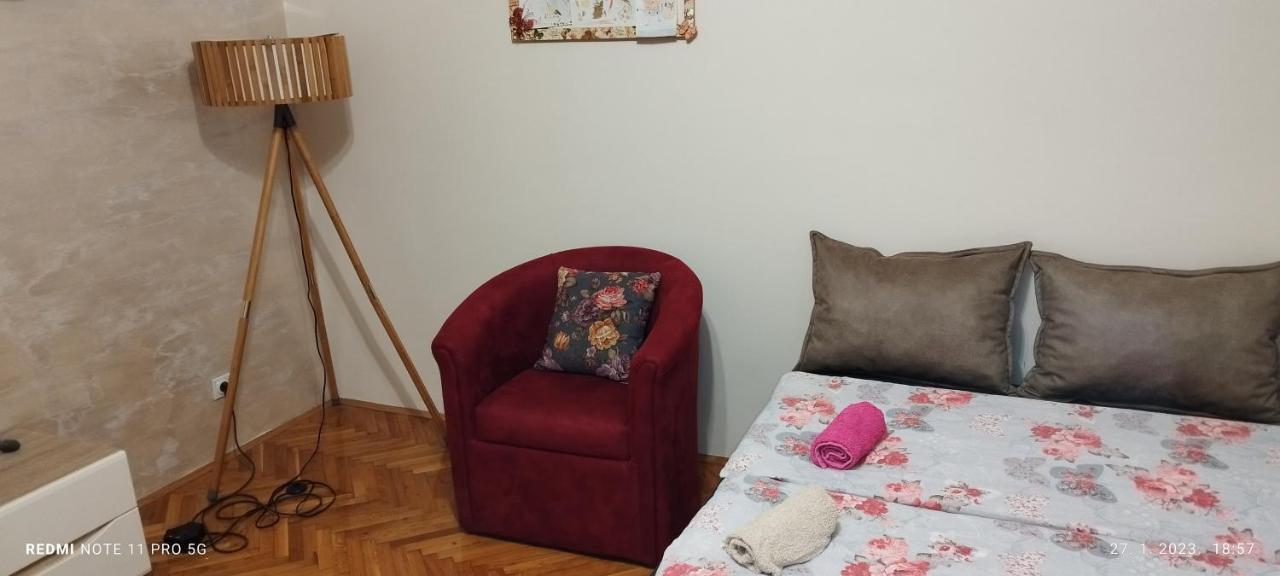 Apartman Lena Aranđelovac Eksteriør billede