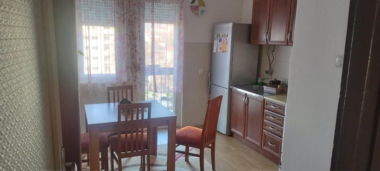 Apartman Lena Aranđelovac Eksteriør billede
